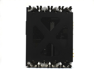 Illustration for article titled Niveus EDGE Media Center Extender Does 1080p, is Whisper Quiet, But No Wireless N